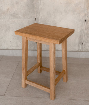 Butaco Madera Juan.