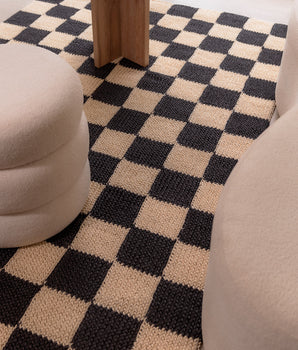 Alfombra Ajedrez Blanco y Negro en Fique 1,60 x 2,30
